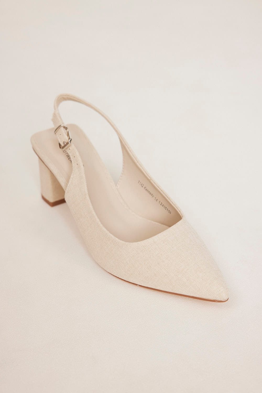 נעלי עקב שפיץ - Kennedy 14-בז' בד