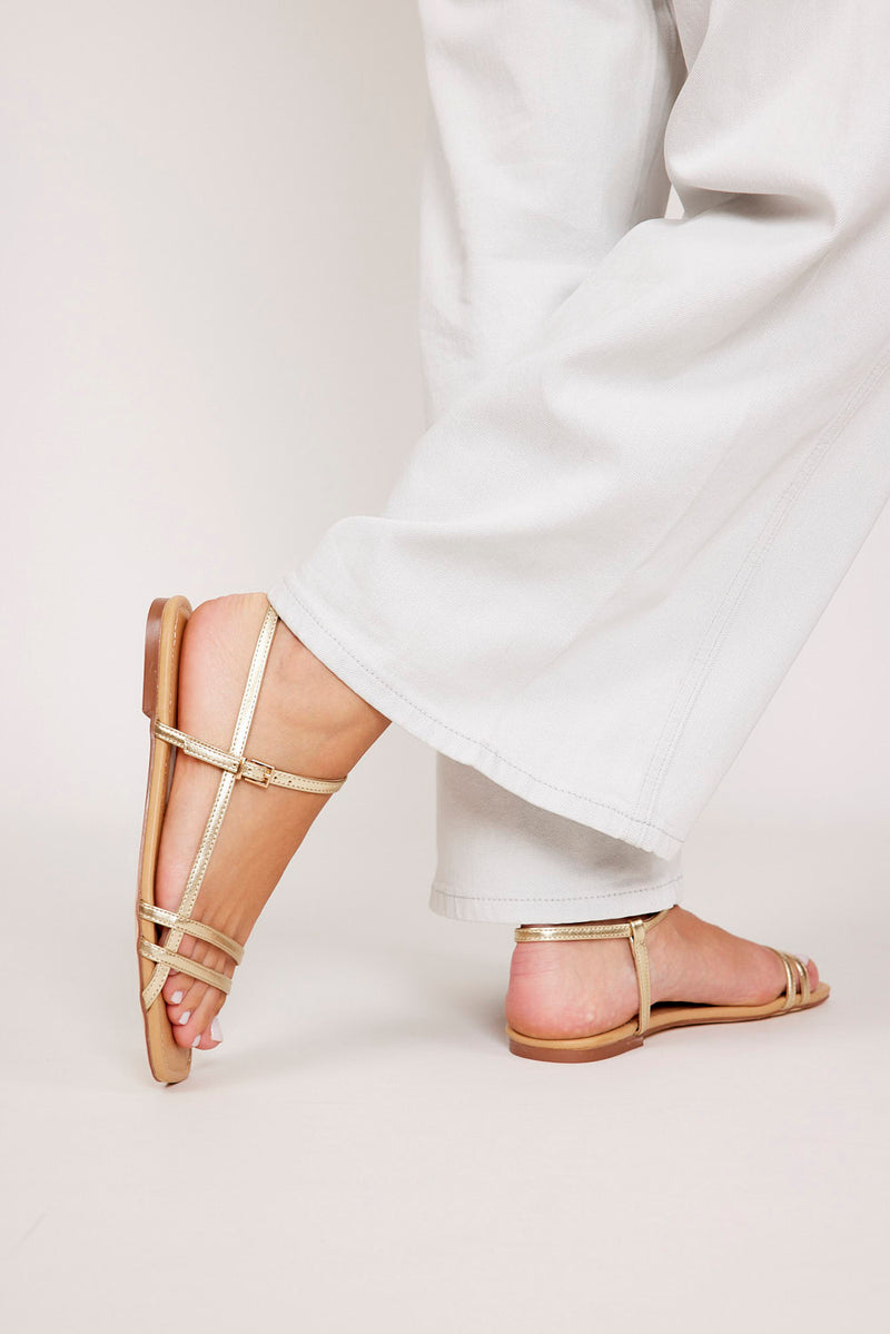 סנדלים שטוחים - Angie 50-זהב