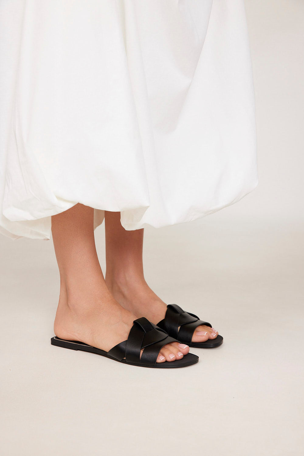 כפכפים שטוחים - Niv 1-שחור
