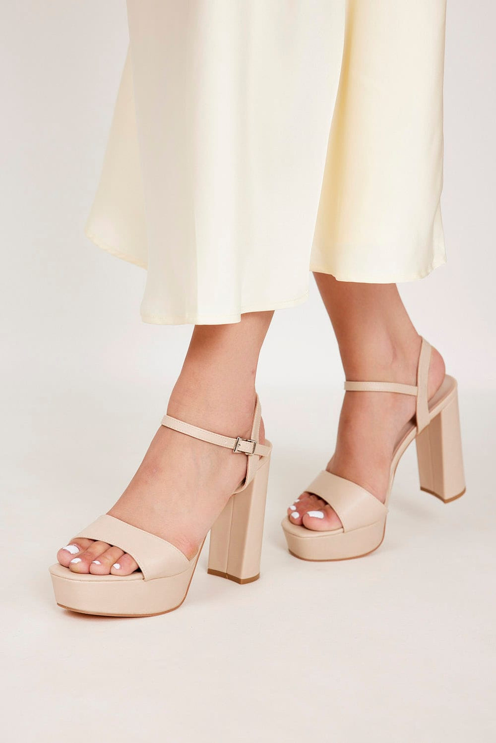 סנדל עקב פלטפורמה - Rene 4-ניוד