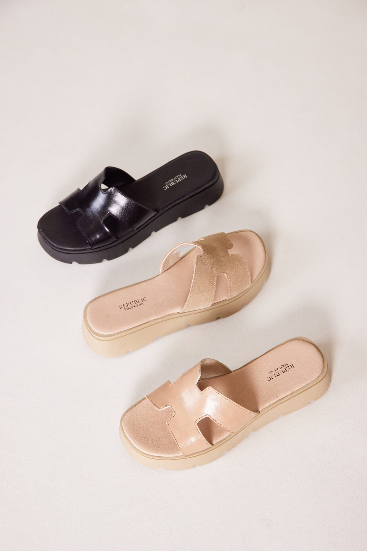 כפכפי עור לנשים - Hili