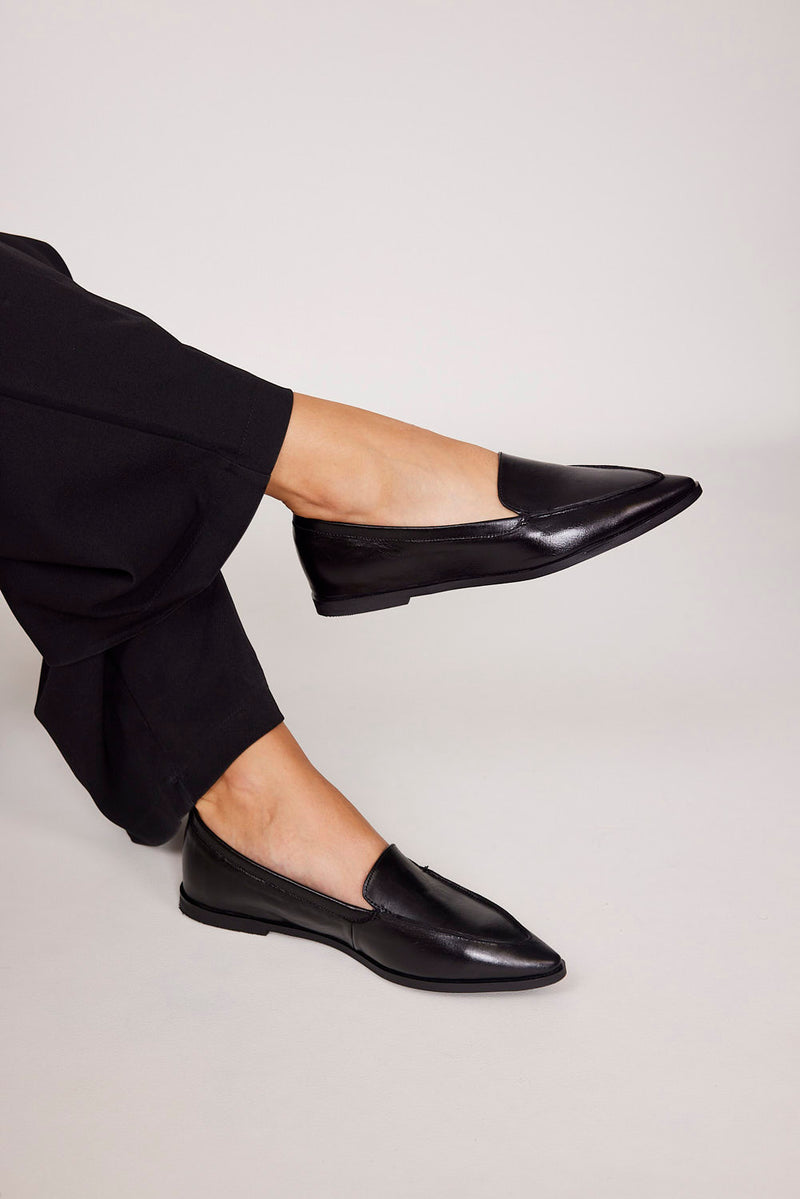 נעלי מוקסין - Ronit-שחור