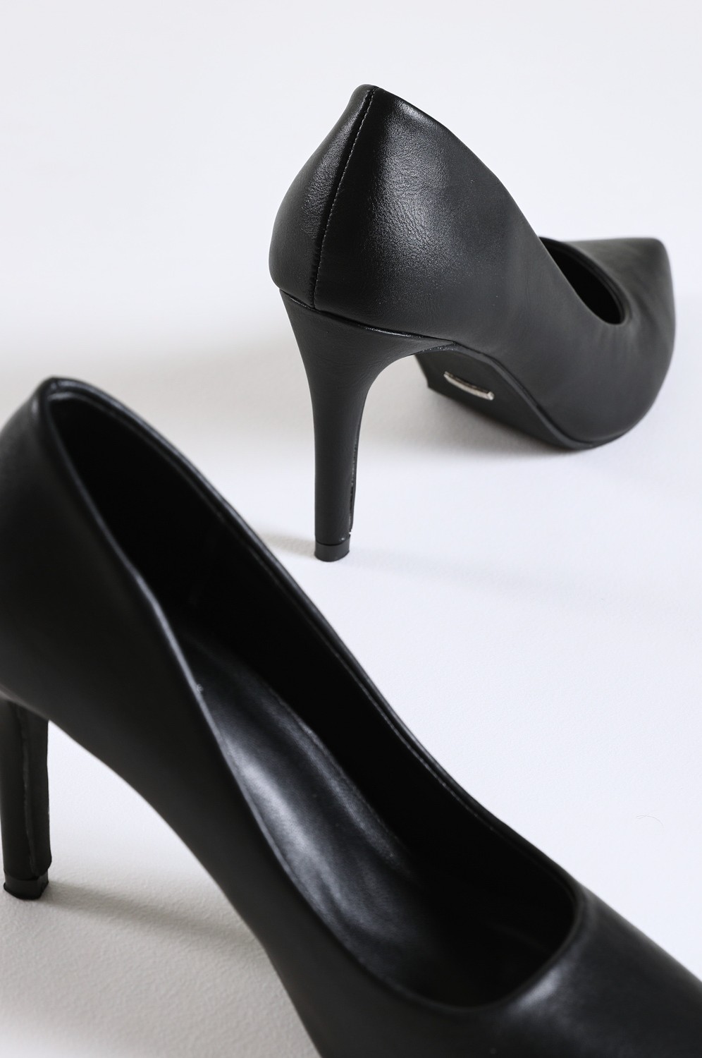 Amit 19 Black Pu (7)
