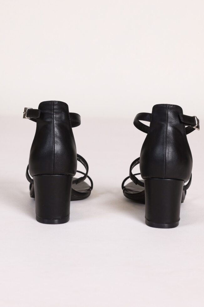 Eleanor 28 Black Pu 2