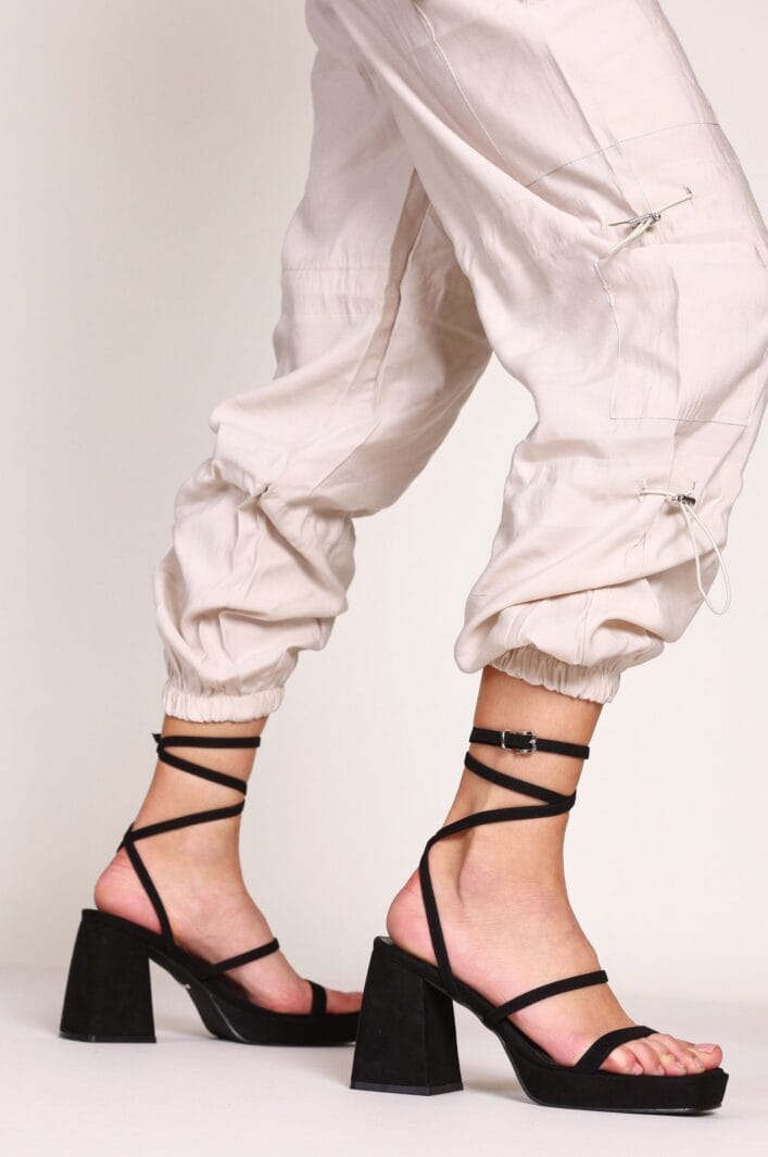 Talia 1 Black Sw (3)