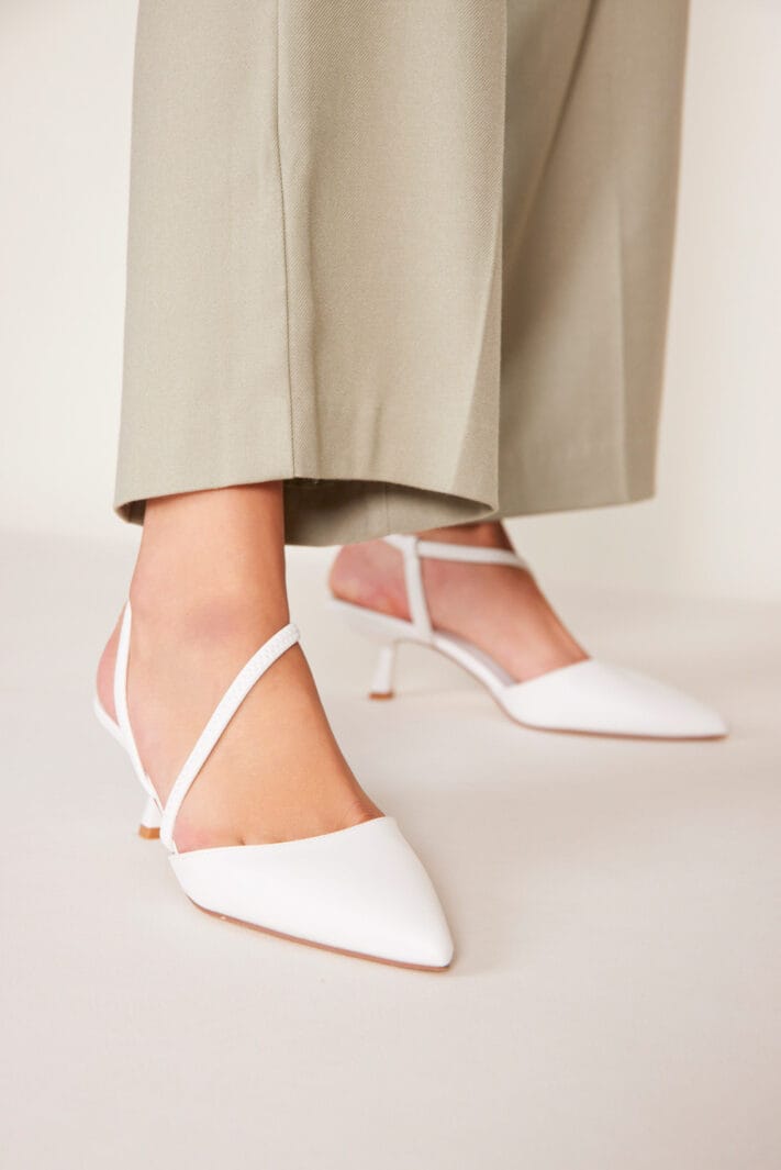 Jenny 4 White Pu (1)