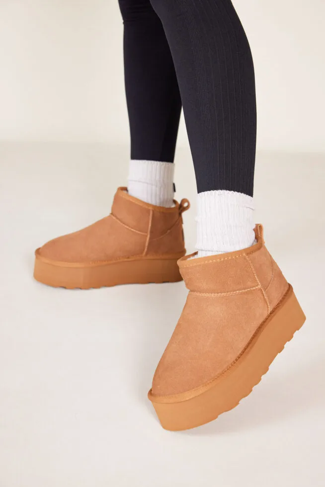 Karen Camel (2)