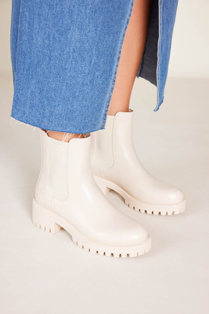 Katrin 83 Beige Pu (8)