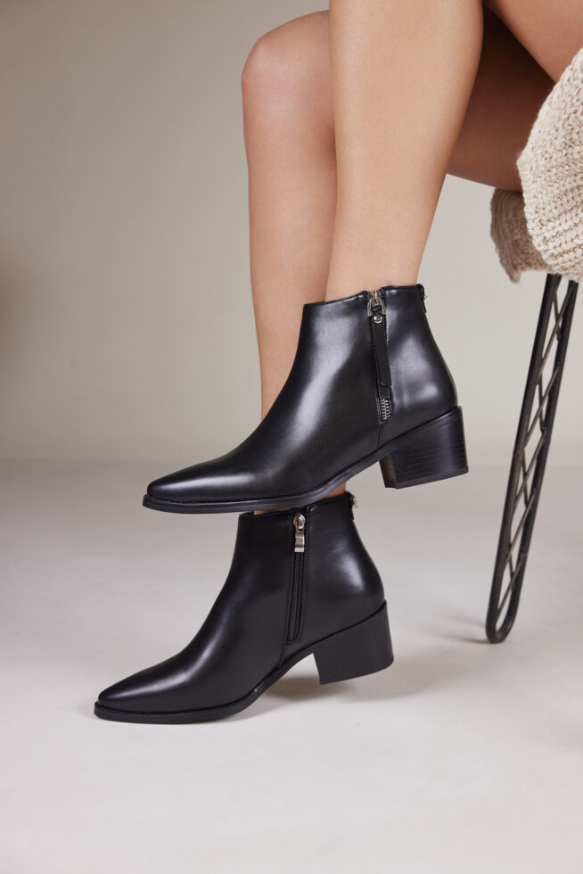 Scarlet 14 Black Pu (4)