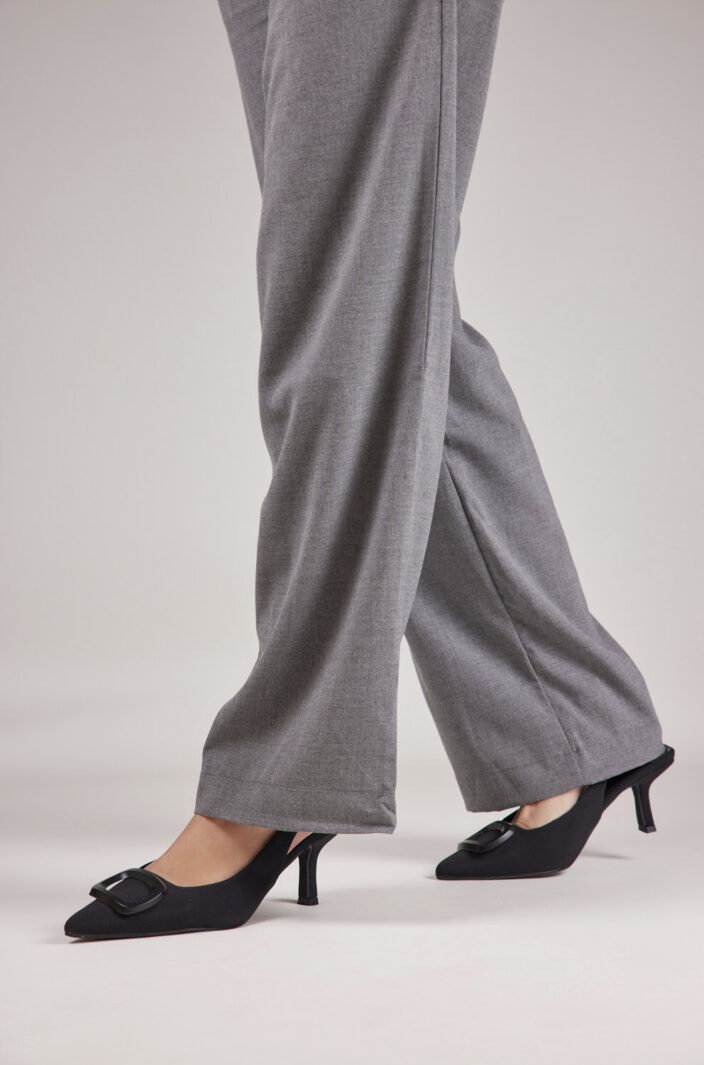 Diane 2 Black Line (4)