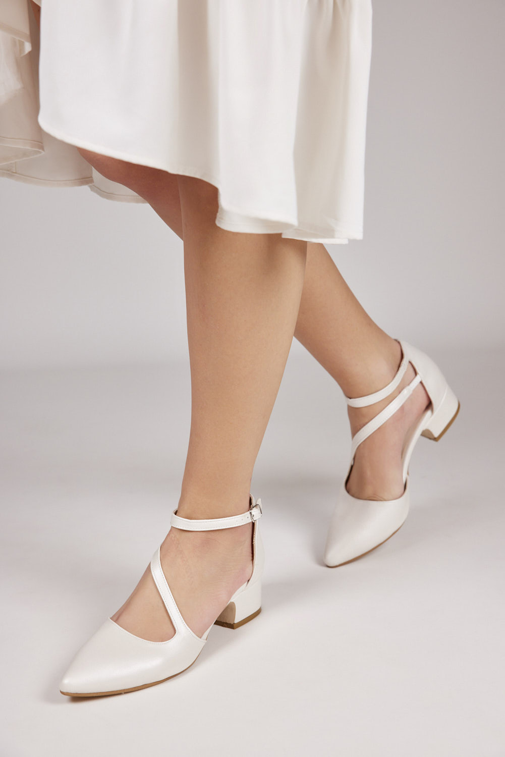 Emily Cream White (4)