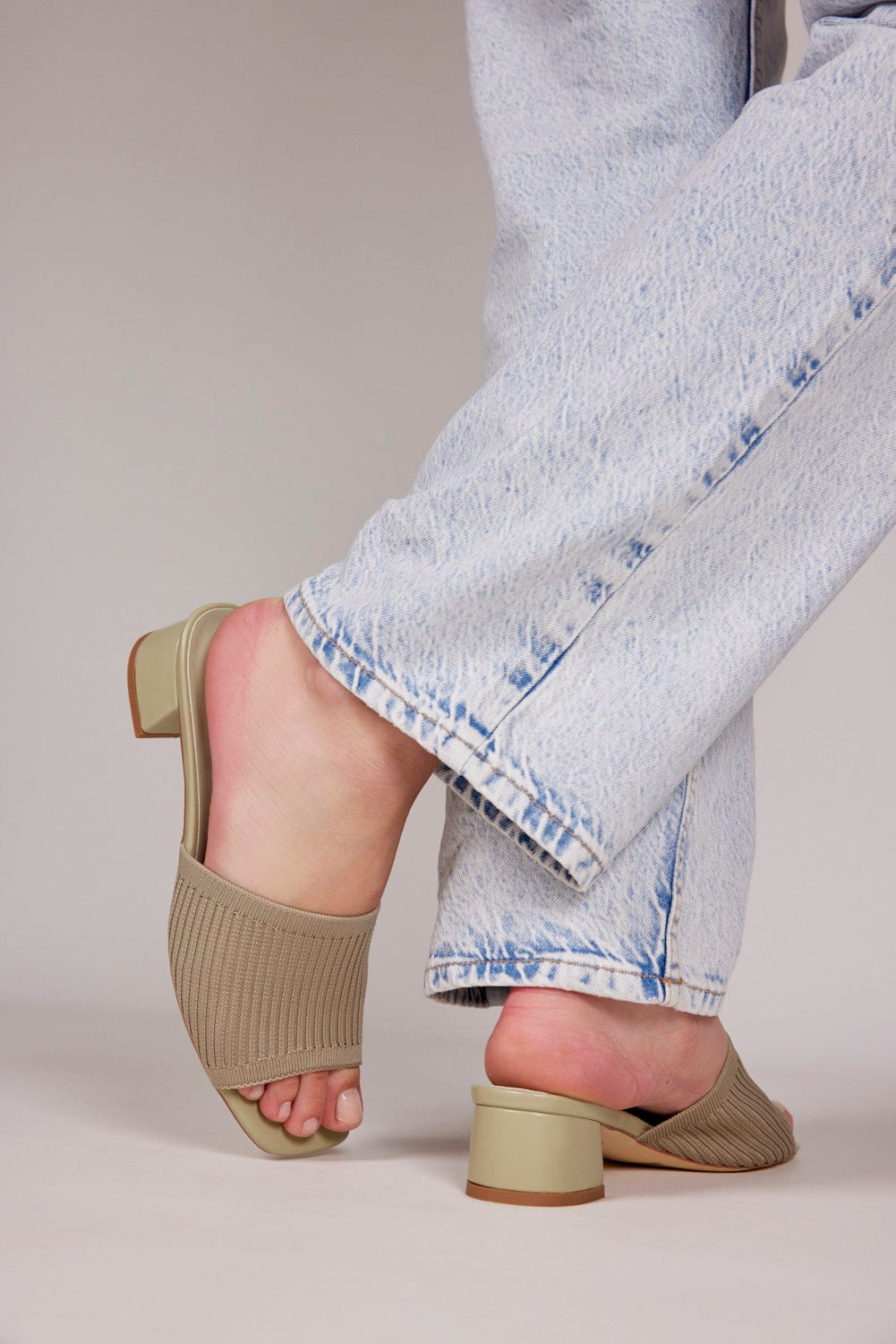 Ruth 1 Green Knit (5)