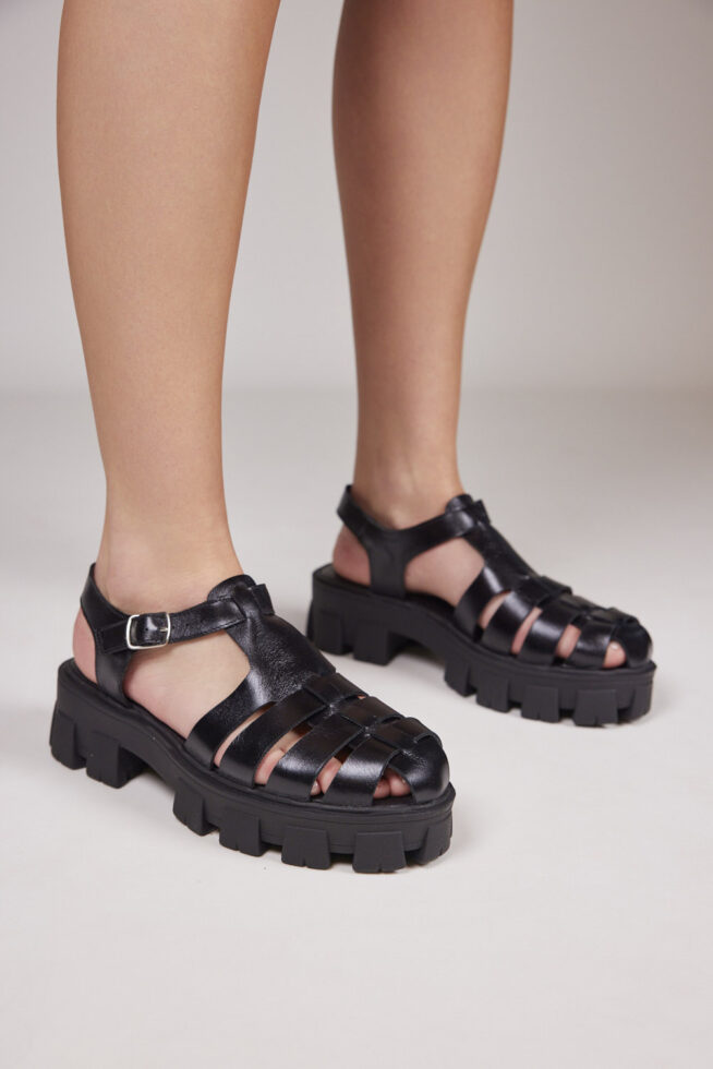 Shira Black (12)
