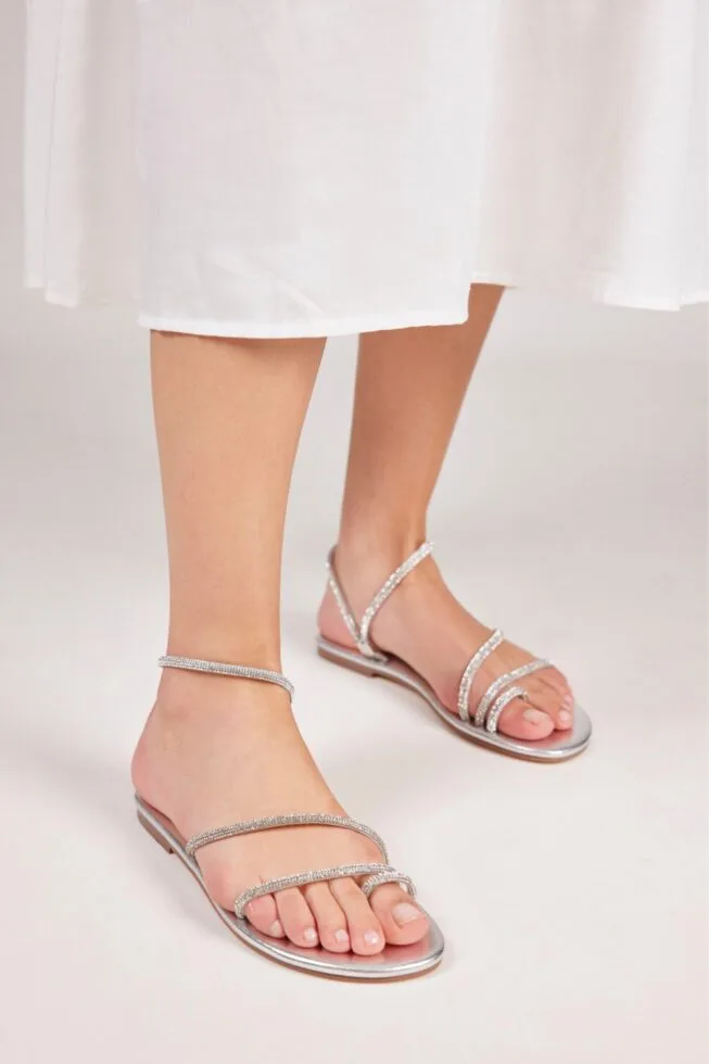 Xr:d:dafzbnyvyqc:196,j:615166278185028111,t:24041508