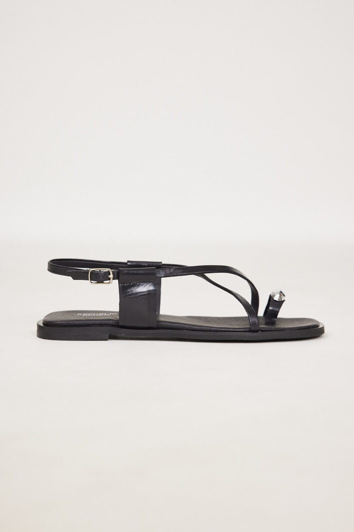 2314 Selena Black (9)