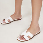 2677 Nelly White (3)