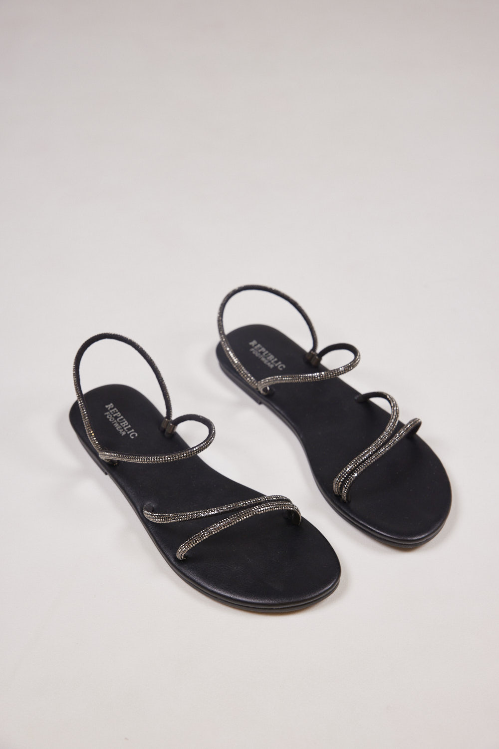 Mykonos 10 Black Gun (6)