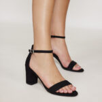 Caroline Black Sw (2)