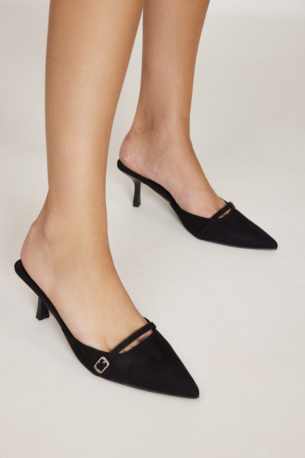 Taylor 2 Black Sw (5)