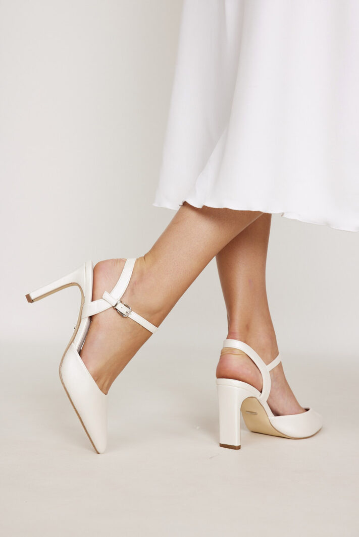 Leslie 10 Cream White