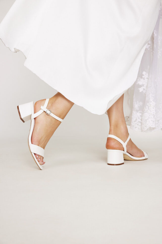 Mika 12 White (5)