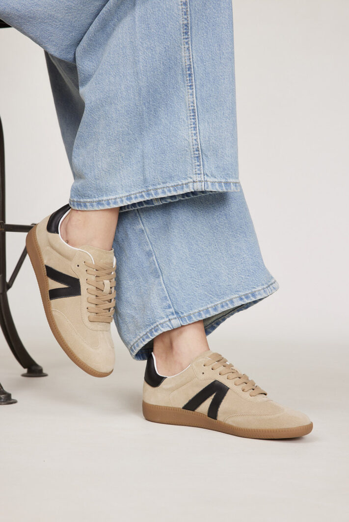 סניקרס Alpha Khaki