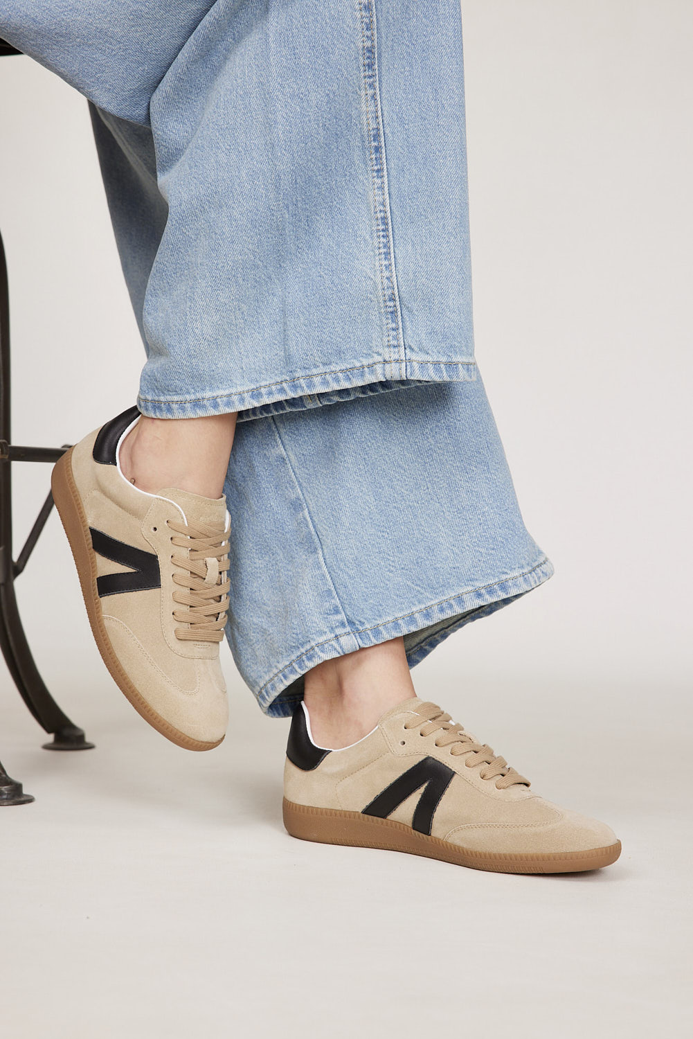 סניקרס Alpha Khaki