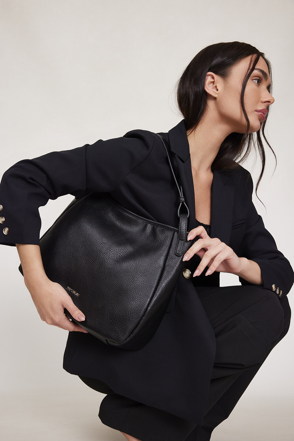 תיק צד ורוניקה שחור (5)