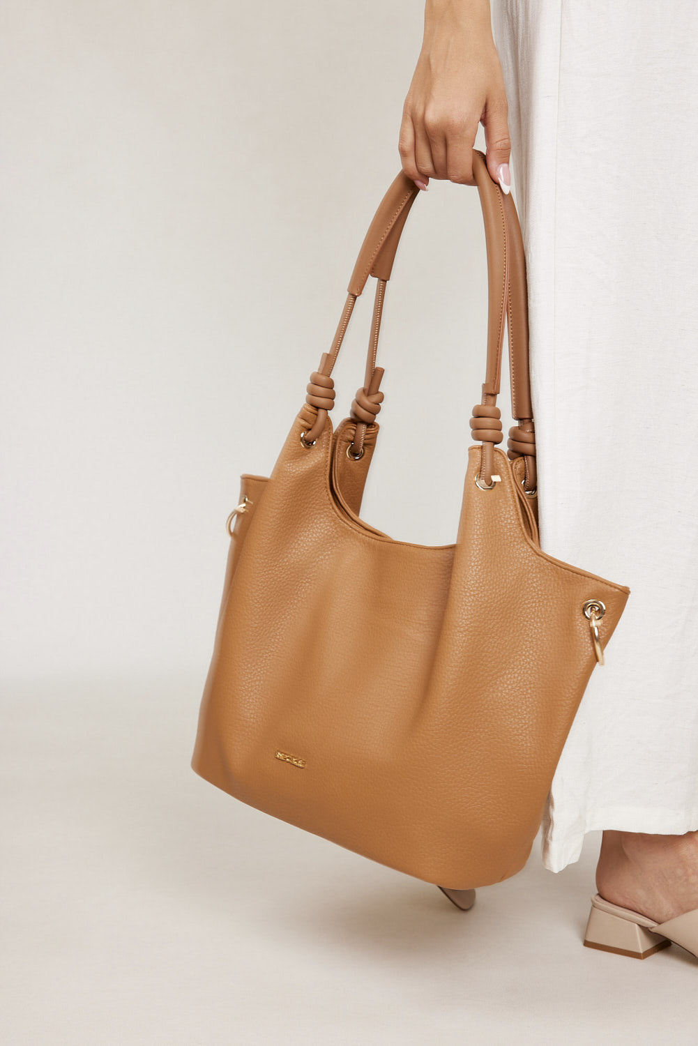 תיק צד ארבל חום