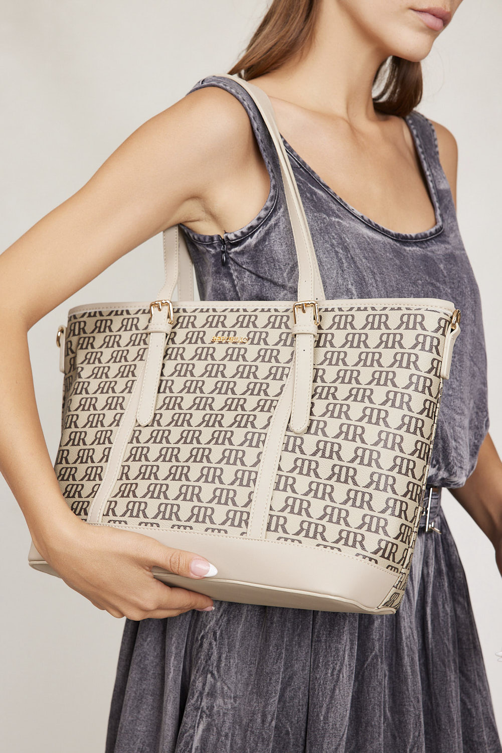 תיק צד מקנזי חאקי