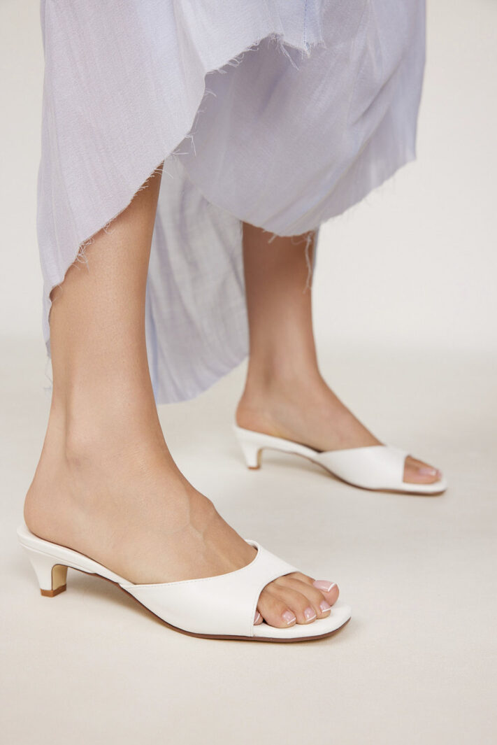 Amor 9 White