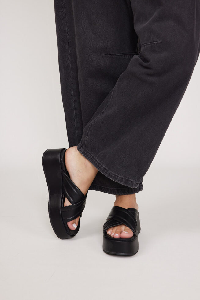 Oryan 2 Black Pu (2)