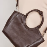 תיק צד ניבה חום (4)