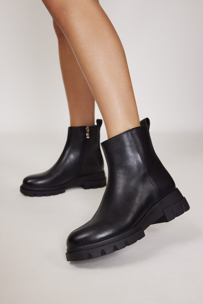 April 862 Black Pu (2)