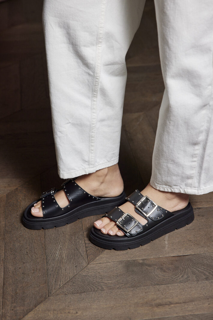 Agam Black (3)