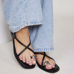Gal 1 Black Pu Silver (2)
