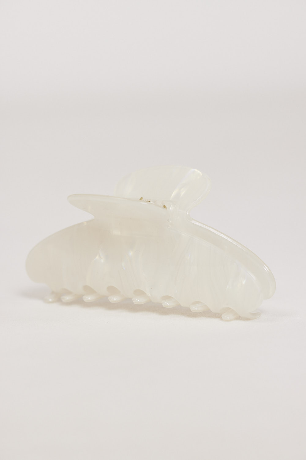 קליפס רומי בז'