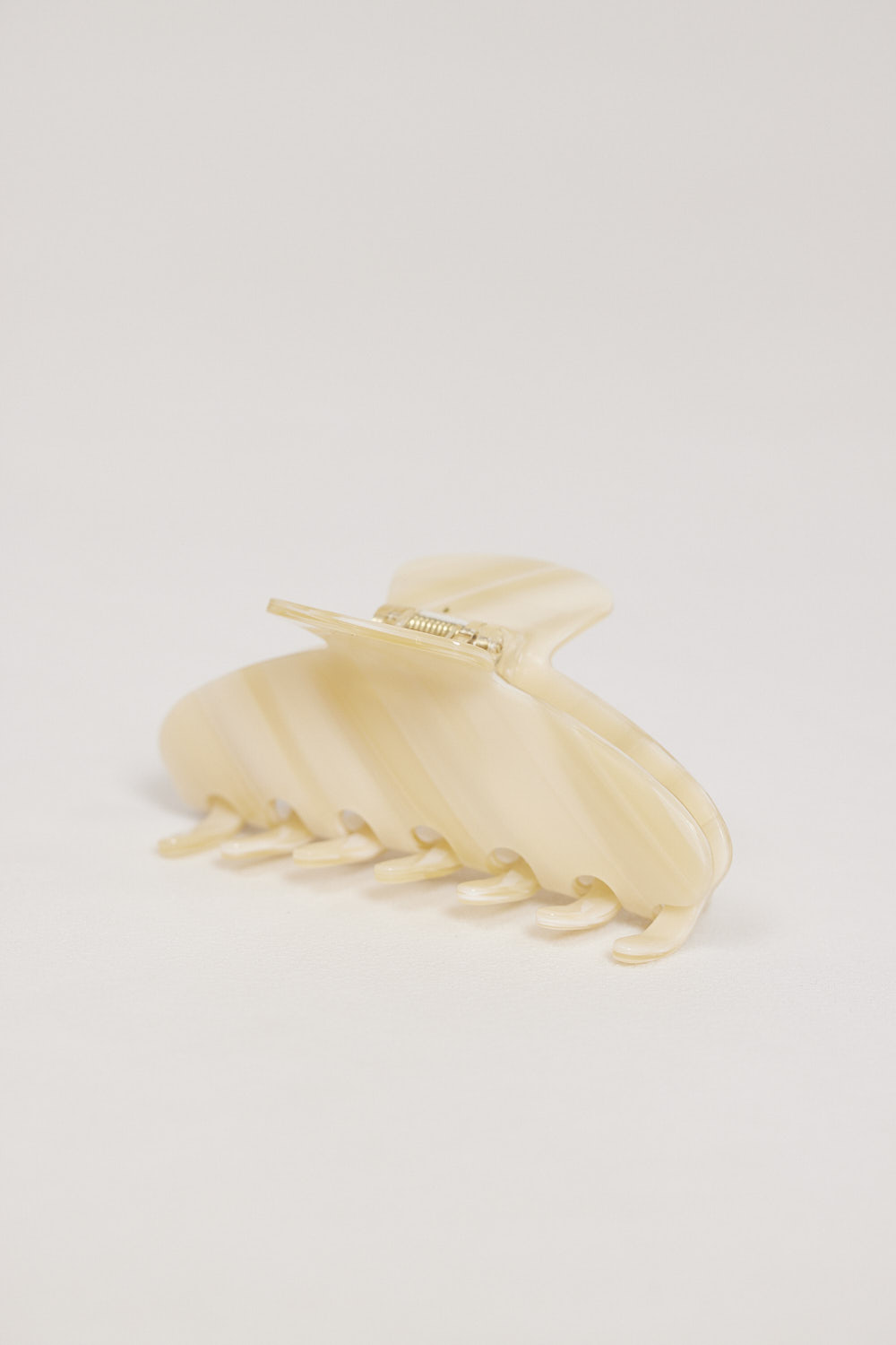 קליפס מאיה בז'