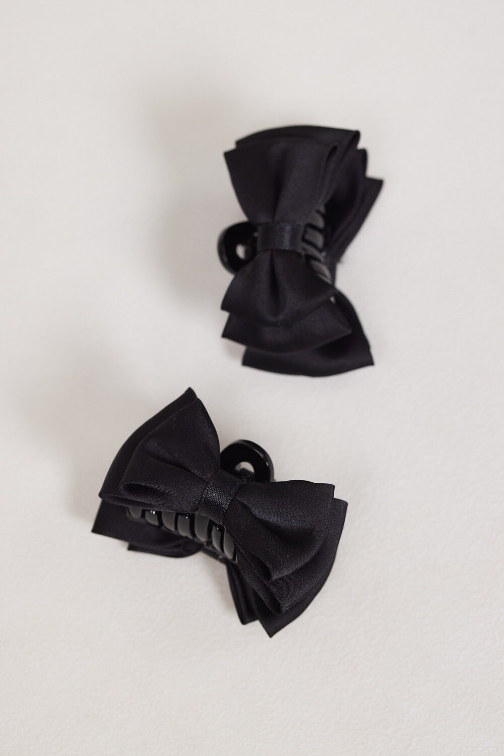 קליפס פפיון שחור (2)