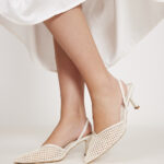 Taylor 12 Cream White