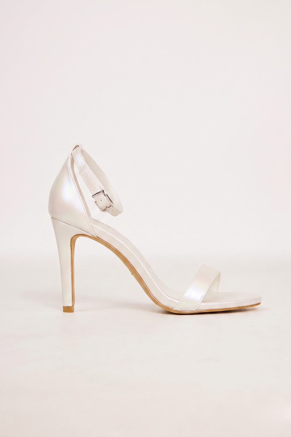 Liraz 1 Cream White (1)
