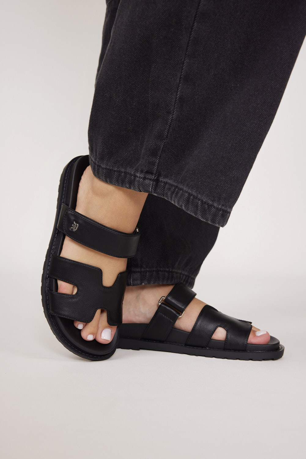 Alanis 3 Black Pu