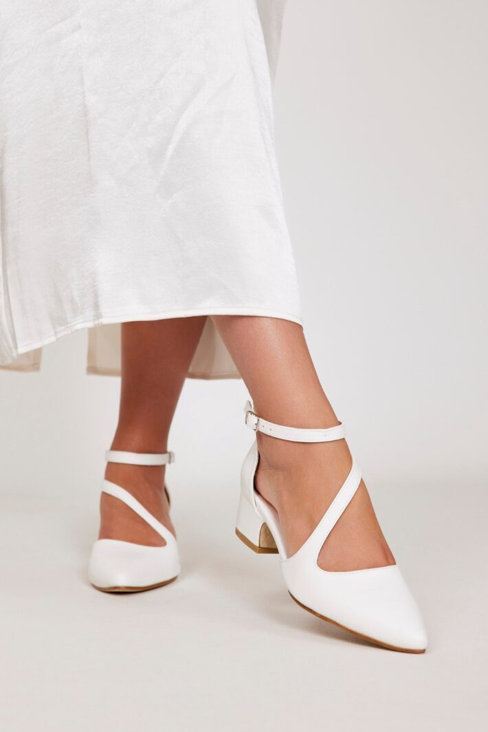 Emily 695 White (5)