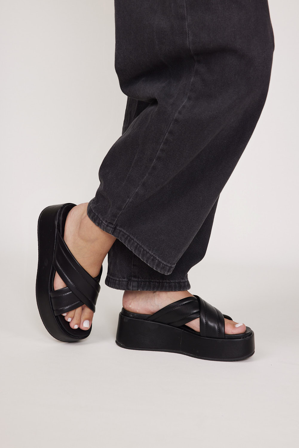 Oryan 2 Black Pu