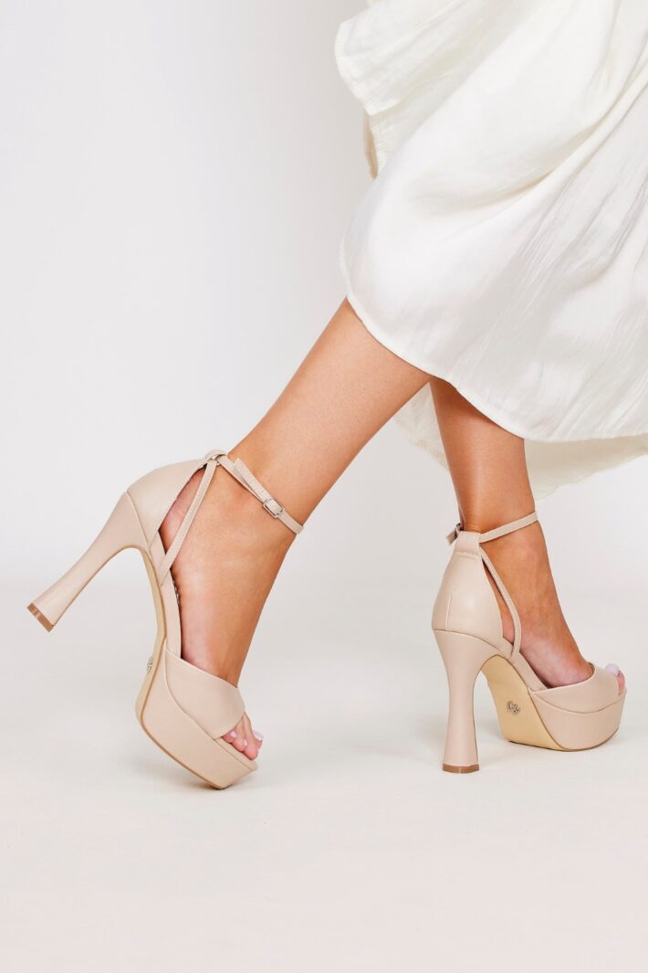 Yana 10 Nude Pu (2)