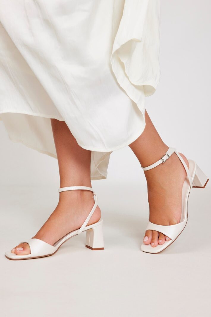 Tessa 32 White (1)